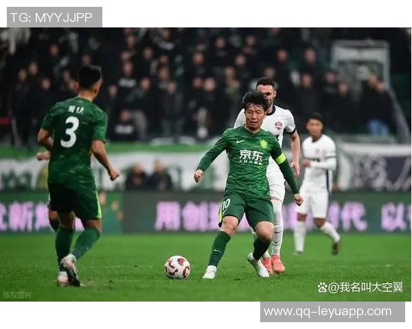 国安代理主教练拉米罗昨晚离京引发转正猜测球迷热议