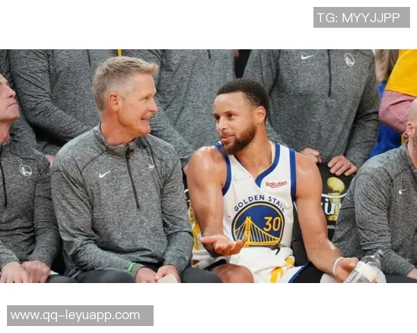 勇士与魔术首发阵容解析巴特勒库里领衔对决精彩瞬间回顾